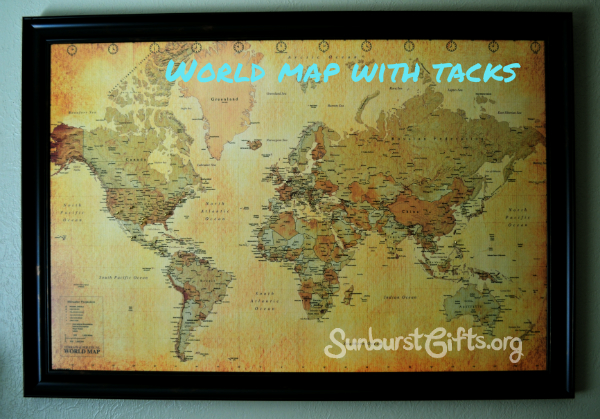 World Map With Tacks Gift