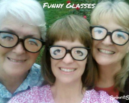 Funny-Glasses-gift-idea-sunburst-gifts