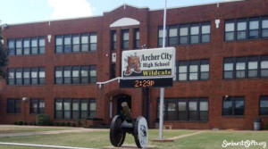 road-trip-archer-city-school-thoughtful-gift-idea