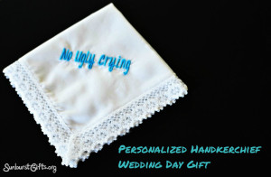 personalized-handkerchief-wedding-thoughtful-gift