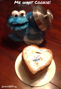 Cookie-Monster-cookie-jar-me-want-cookie-thoughtful-gift-idea