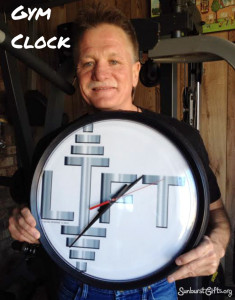 gym-clock-motivation-thoughtful-gift-idea