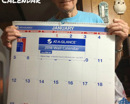 large-print-at-a-glance-calendar-thoughtful-gift-idea