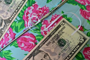 money-umbrella-thoughtful-gift