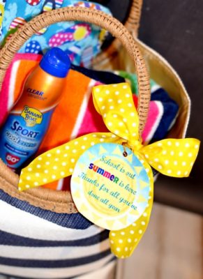 beach-bag-teacher-appreciation-gift-set