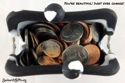 coin-purse-with-change-thoughtful-gift-idea