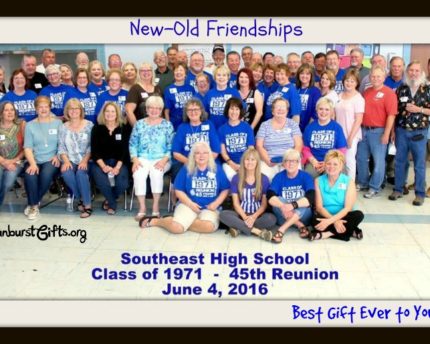 high-school-reunion-class-picture-thoughtful-gift-idea