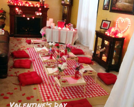 valentines-day-family-style-living-room-picnic-thoughtful-gift-idea